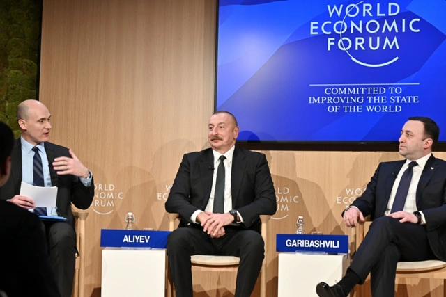 Prezident Dünya İqtisadi Forumu çərçivəsində keçirilən panel iclasında iştirak edib - YENİLƏNİB + FOTO/VİDEO